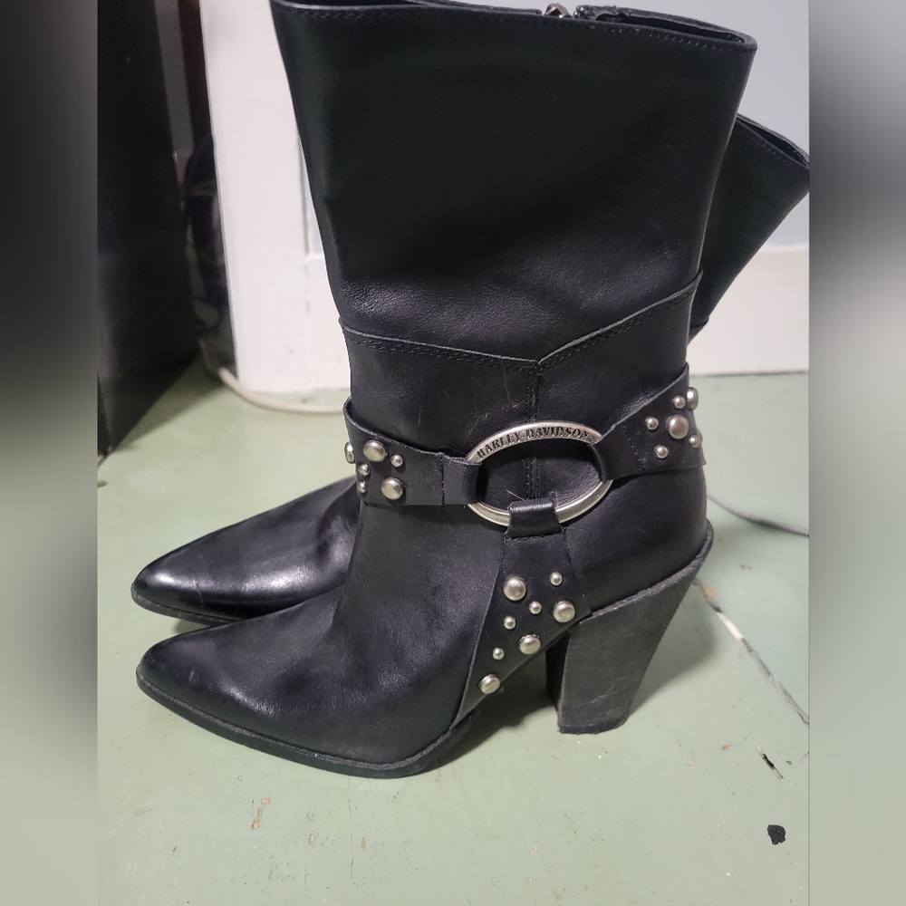 Black Harley Davidson boots